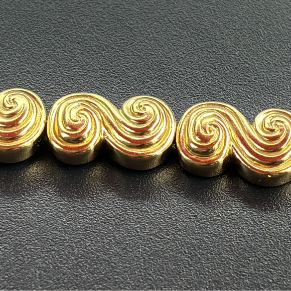 Rare, Authentic 18k Gold Tiffany & Co. Bracelet - Picture 17 of 17